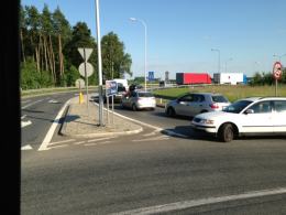 Ciężarówka staranowała bramkę na autostradzie A4