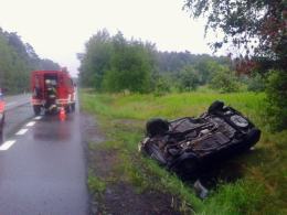 Ford escort dachował na obwodnicy Osowca