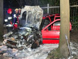 Pożar samochodu przy ulicy 1 Maja