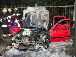 Pożar samochodu przy ulicy 1 Maja