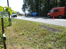 Wypadek samochodu z przyczepą kempingową. Jedna osoba nie żyje.