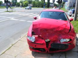 Kierowca alfy romeo zignorował czerwone światło