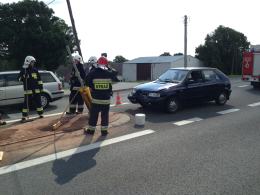 68-letni kierowca wjechał w znak drogowy