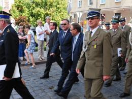Msza, defilada i piknik. Święto Wojska Polskiego w Opolu.