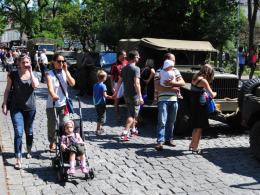 Msza, defilada i piknik. Święto Wojska Polskiego w Opolu.