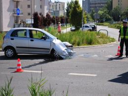 Pijany kierowca chevroleta wjechał w autobus