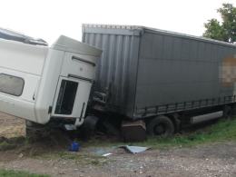 Tragiczne zderzenie pod Kluczborkiem, nie żyje kierowca lexusa