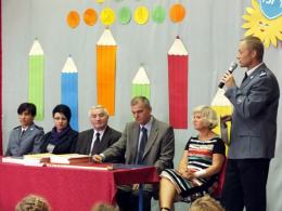 Policjanci rozpoczęli akcję "Bezpieczna droga do szkoły"