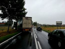 Karambol czterech ciężarówek pod Nysą