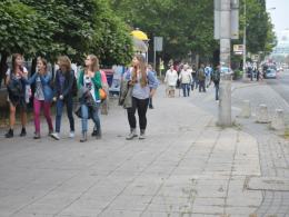 Ewakuacja szkoły w centrum Opola. Na podwórzu znaleziono niewybuchy.