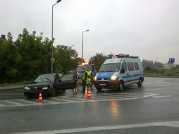Alfa romeo i nissan zderzyły się na Zaodrzu