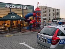 Ewakuacja restauracji McDonald's w całej Polsce