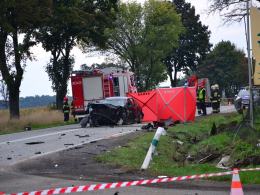Dwie osoby nie żyją po tragicznym wypadku w Jaczowicach