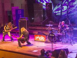Koncert grupy Steamroller - członków zespołu Whitesnake - to niezapomniane show.
