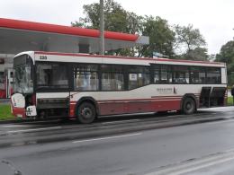 Karetka zderzyła się z autobusem MZK