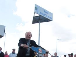 Jerzy Szczakiel ma w Opolu swoje rondo a na nim motocykl