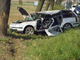 Groźny wypadek pod Pawłowem, rannego zabrał śmigłowiec