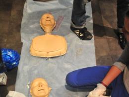 "Restart a Heart" w Opolu. Kilkaset osób ćwiczyło reanimację.