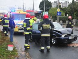 72-latek zasłabł za kierownicą i spowodował wypadek