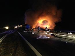 Tragiczny karambol na autostradzie A4, samochody stanęły w płomieniach