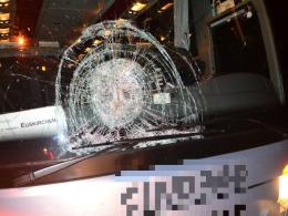 W Skarbiszowie rowerzysta wjechał pod autobus