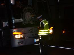 W Skarbiszowie rowerzysta wjechał pod autobus