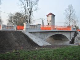 Można już przejechać mostem w Kępie
