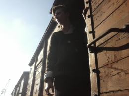 Mateusz na planie filmu "Kabaret śmierci. Żydowski śpiewnik wojenny".(Fot: archiwum prywatne)