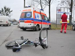 Rowerzystka wjechała w samochód