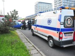 Spowodowała wypadek na rondzie, trafiła do szpitala
