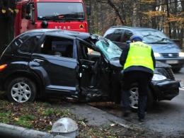 Kierowca chryslera dachował na ul. Wrocławskiej