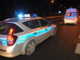 Audi spadło z nasypu, kierująca trafiła do szpitala