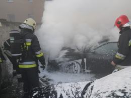 Na ulicy Walecki spłonął samochód