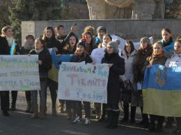 Ukraińscy studenci solidarni z rodakami na Majdanie
