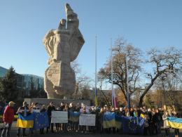Ukraińscy studenci solidarni z rodakami na Majdanie