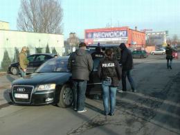 Policja rozbiła wytwórnię dopalaczy w Opolu [wideo]