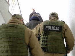 Policja rozbiła wytwórnię dopalaczy w Opolu [wideo]