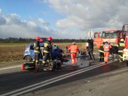 Tragedia pod Opolem. Matiz zderzył się z cysterną.