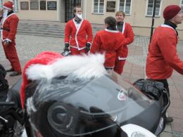 Pomocnicy Mikołaja na motorach odwiedzili Opole
