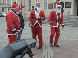Pomocnicy Mikołaja na motorach odwiedzili Opole