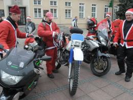Pomocnicy Mikołaja na motorach odwiedzili Opole