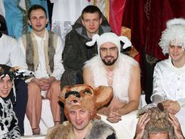 Siatkarze Zaksy w roli pastuszków, aniołów i zwierząt