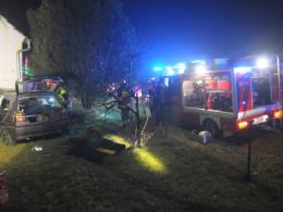 19-latek rozpędzonym golfem wjechał w dom