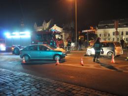 Wypadek na ul. Piastowskiej, kobieta trafiła do szpitala