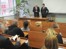 Jarosław Gowin w Opolu. Krytyka premiera, obietnice dla przedsiębiorców.