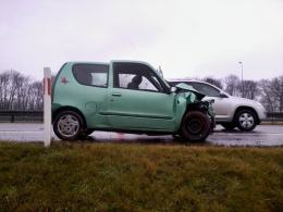 Trzy osoby ranne w wypadku na autostradzie