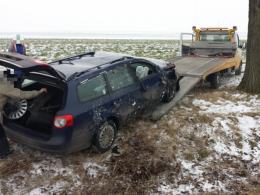 Volkswagen dachował w Mochowie