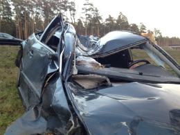 Groźne dachowanie na autostradzie A4