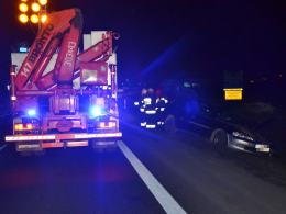 Sprawca zderzenia porzucił auto i uciekł