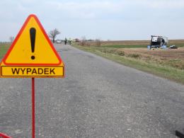 Bus dachował pod Krapkowicami, 5 rannych w szpitalu